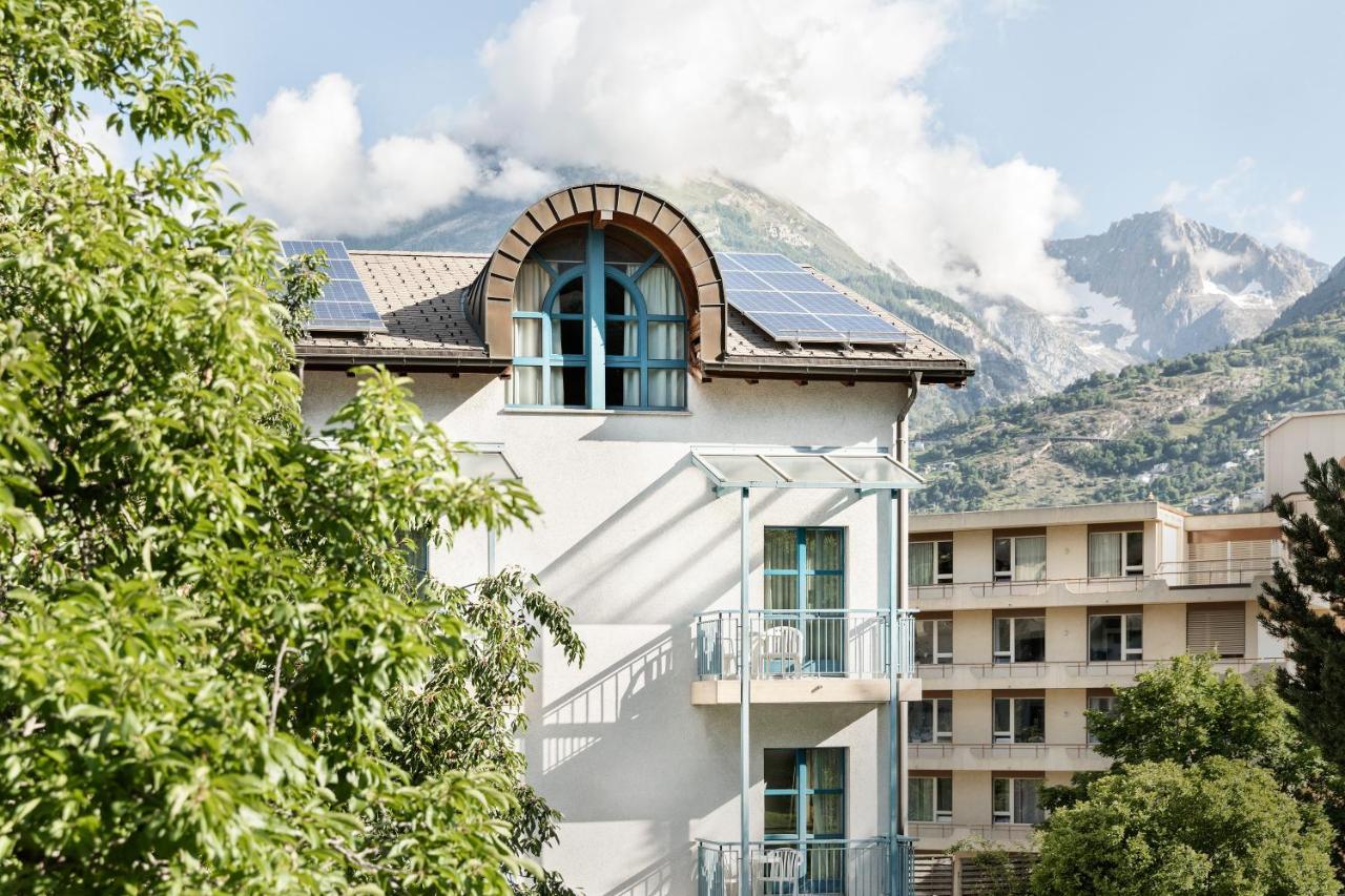 Hotel & Bildungshaus St. Jodern Visp Exterior photo