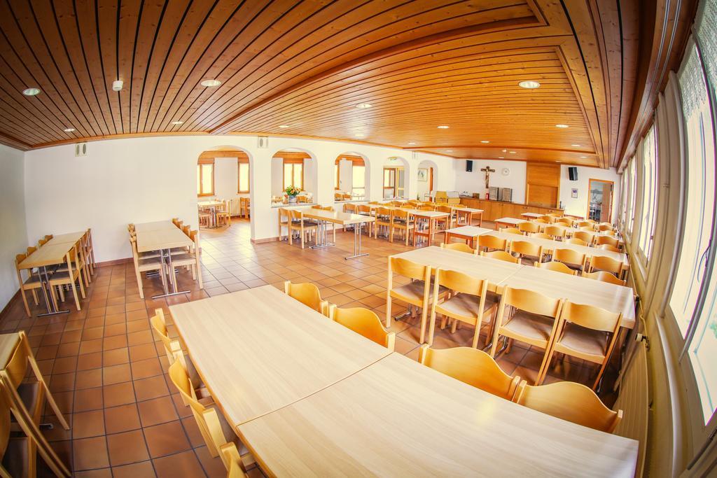 Hotel & Bildungshaus St. Jodern Visp Exterior photo