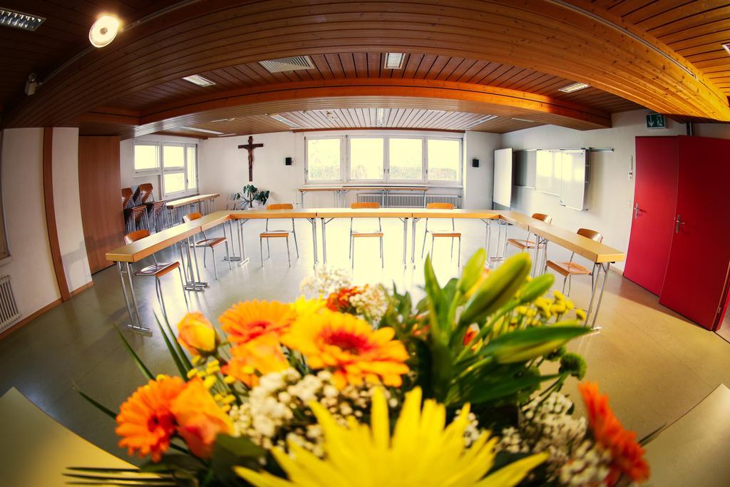 Hotel & Bildungshaus St. Jodern Visp Exterior photo