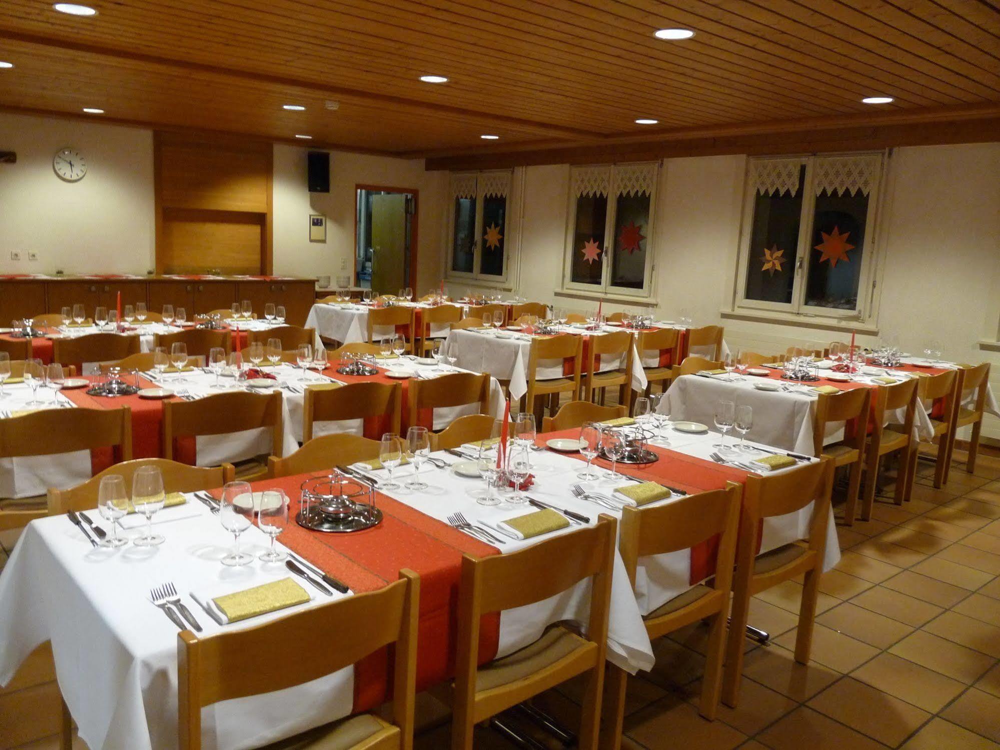 Hotel & Bildungshaus St. Jodern Visp Exterior photo