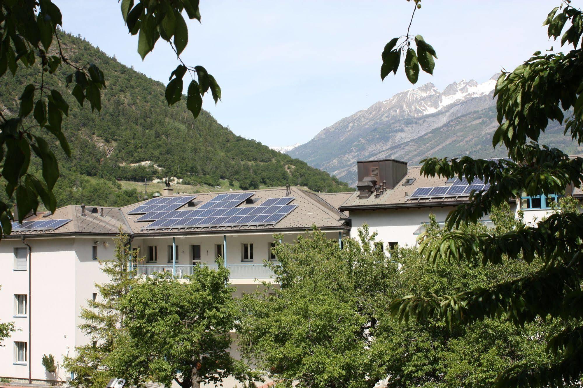 Hotel & Bildungshaus St. Jodern Visp Exterior photo